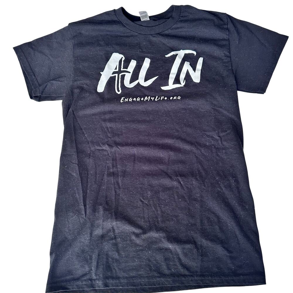 Gildan All In Graphic T-Shirt - Men's Small, Grey